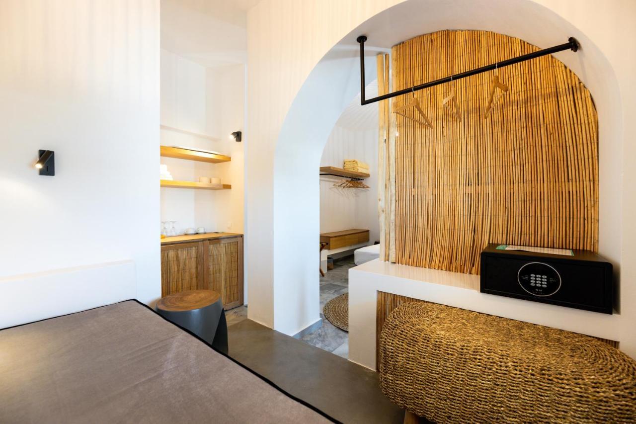 Omilos Beachfront House Parikia  Exterior photo