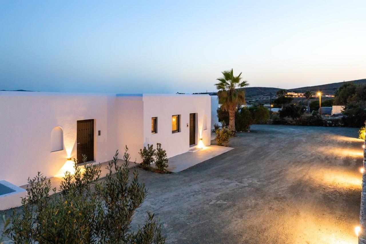 Omilos Beachfront House Parikia  Exterior photo