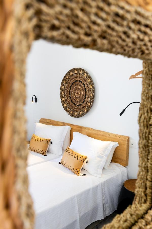 Omilos Beachfront House Parikia  Exterior photo