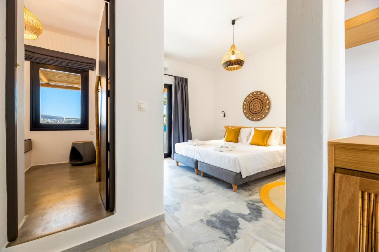 Omilos Beachfront House Parikia  Exterior photo